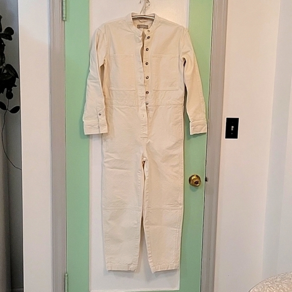 Everlane organic cotton coveralls in bone color size XS